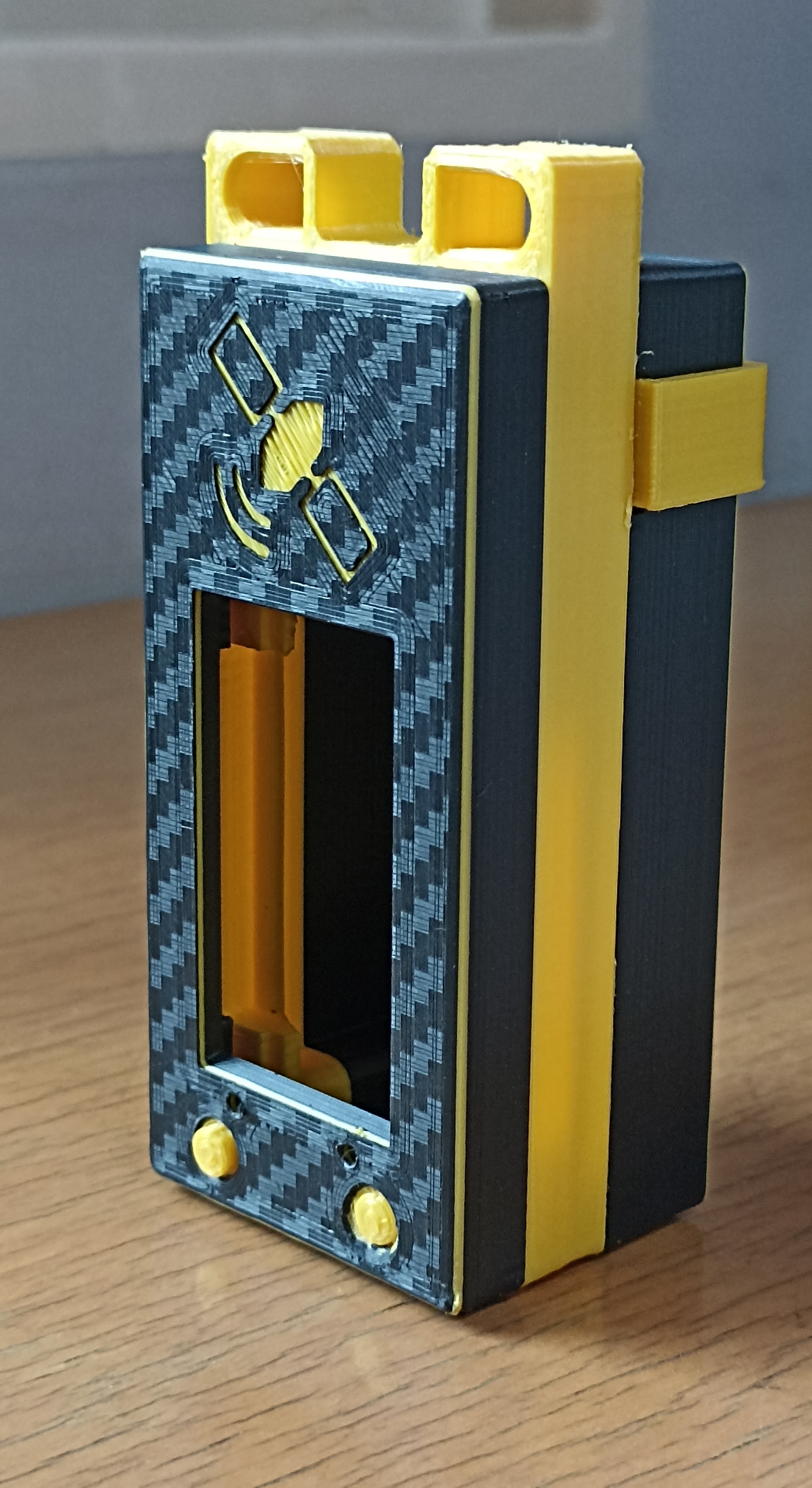 Case HELTEC TRACKER V2